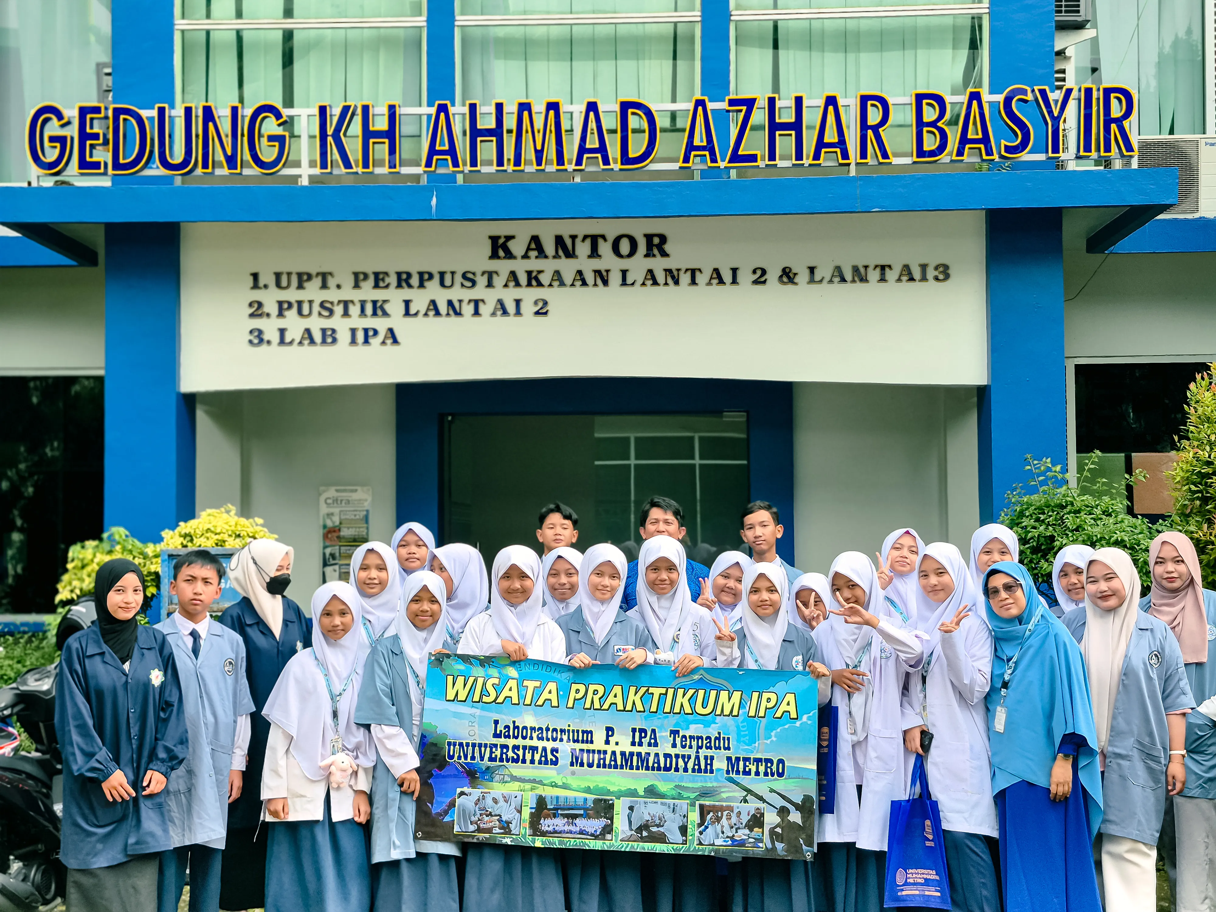 Foto Kegiatan Praktik-UM